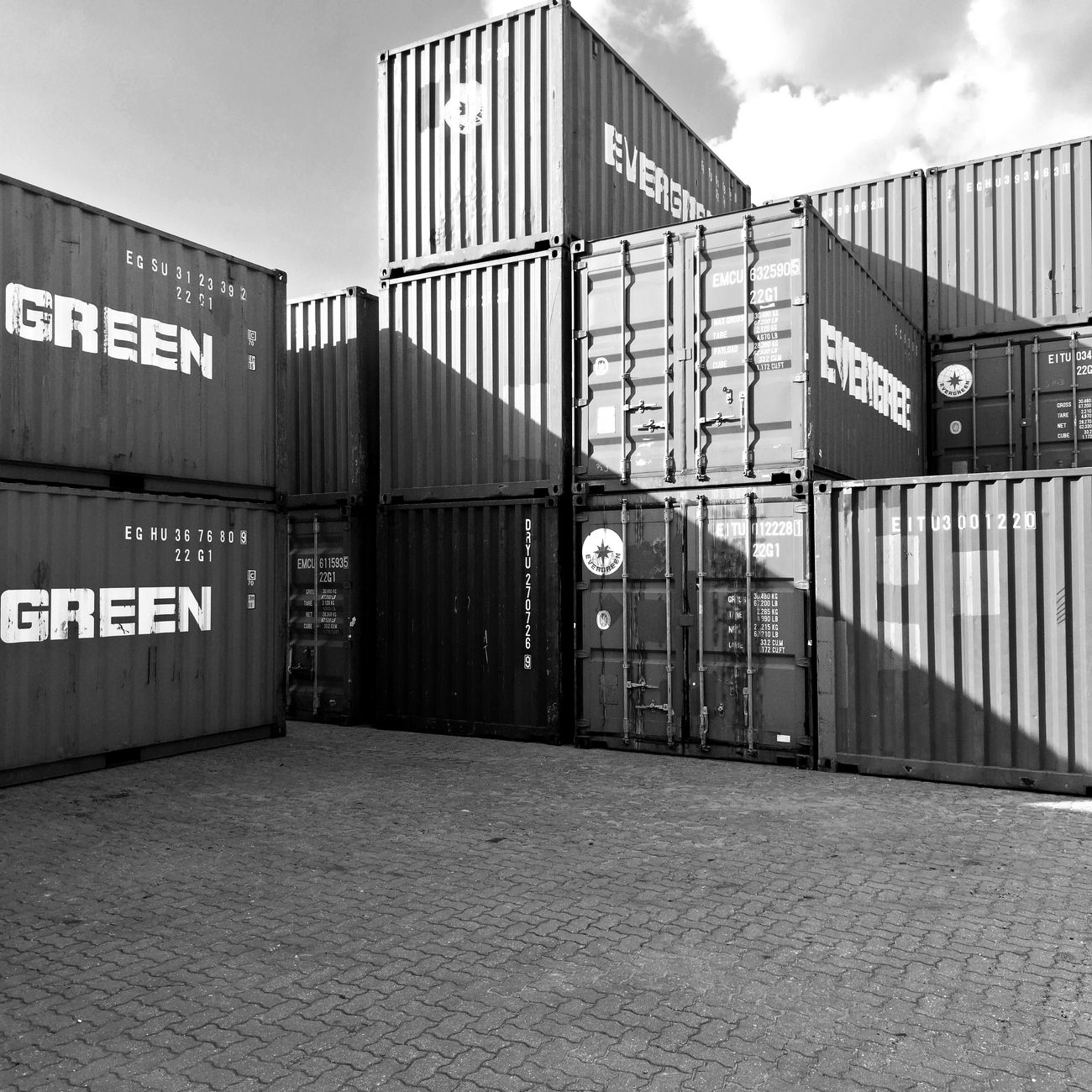 Environmental Risk Management in Ports