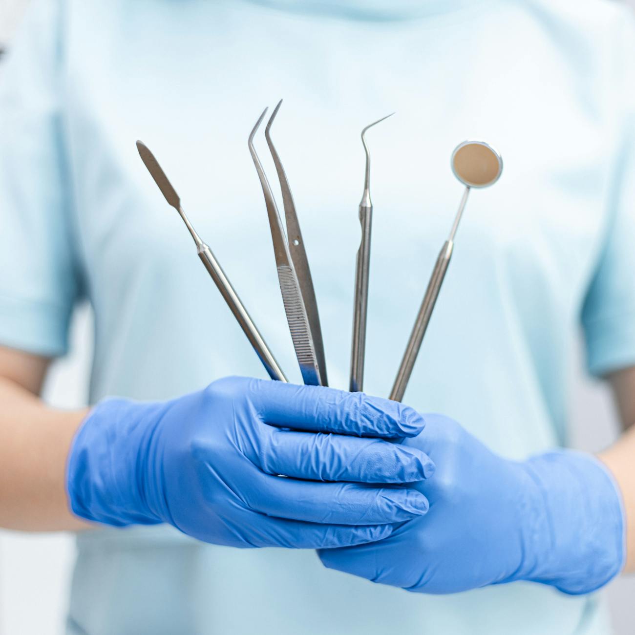 Equipment and tools for electronics cleaning