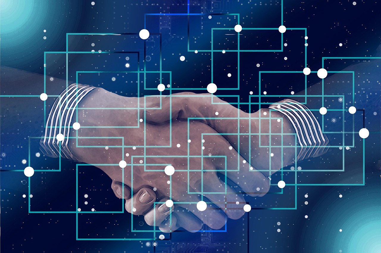 Crisis Communication Strategies in the Digital Age